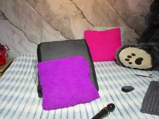 niyirey Live Webcam on CamSoda