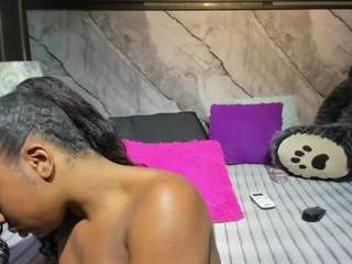 niyirey live webcam show