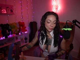 harlowharrison Live Webcam on CamSoda