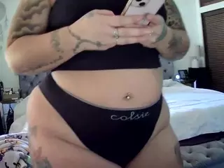 Missjuicy's Live Sex Cam Show