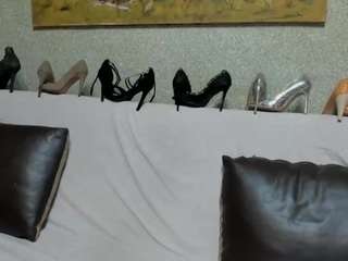 keiraneil live cam profile