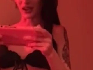 Skye Rose (Nightmarishrose) Cam Model Bio - Camsoda
