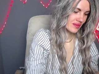 milaloona's CamSoda show and profile