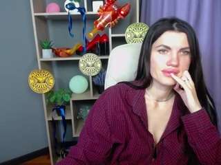 MilaLoona