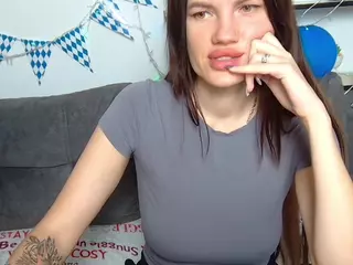 MilaLoona's Live Sex Cam Show