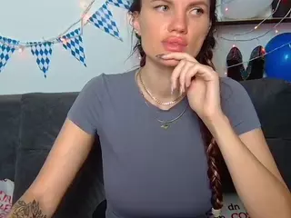 MilaLoona's Live Sex Cam Show