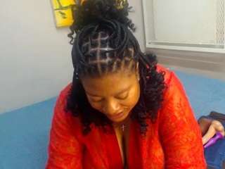 amazing-shazz's CamSoda show and profile