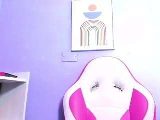  miiss-sofiii chat room