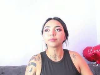 miiss-sofiii Live Webcam on CamSoda