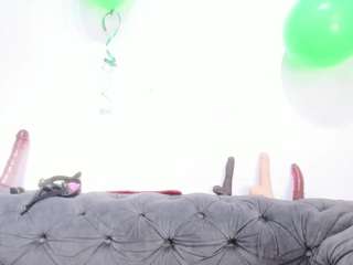 le modèle miiss-sofiii est en webcam porno dans un show sur le site camsoda, il possède les tags suivants: amateur,feet,young-adult,teen (18+),tattoos,student,solo,office,no smoking,no drinking,natural,moaning,mistress,living-room,anal,lingerie,facial piercings,brown eyes,ass,ass clapping