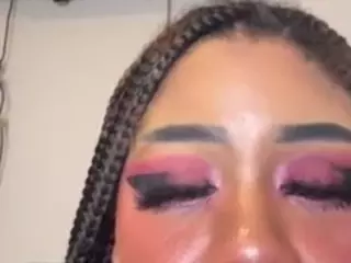 mooncatkitty's Live Sex Cam Show