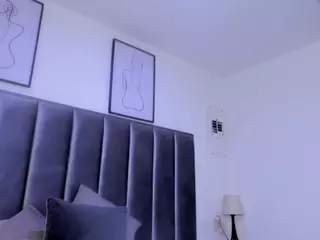 Elizabeth Liones's Live Sex Cam Show