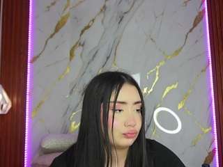 angelaa-thommson 1 On 1 Adult Cam camsoda