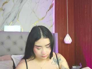 angelaa-thommson