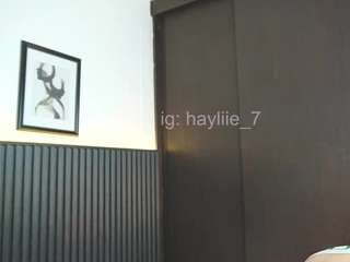 angelaa-thommson Live Webcam on CamSoda