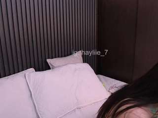 angelaa-thommson