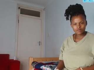 blondq2003 Live Webcam on CamSoda