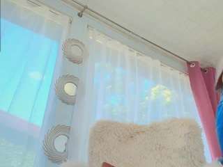  anna-lewis chat room
