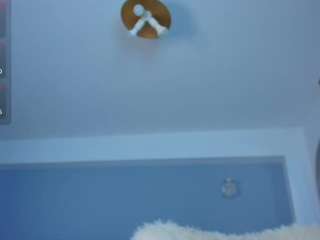 anna-lewis webcam model