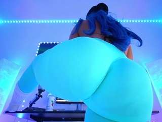 ox-lemon Live Webcam on CamSoda