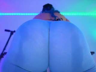 ox-lemon Live Webcam on CamSoda