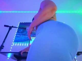 ox-lemon Live Webcam on CamSoda