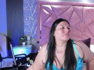 amandacruz live cam profile