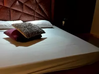 Amanda Cruz's Live Sex Cam Show