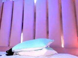 alina-jacson18's live room