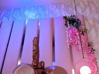 alina-jacson18's live room
