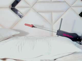 Stormy Butty live cam preview