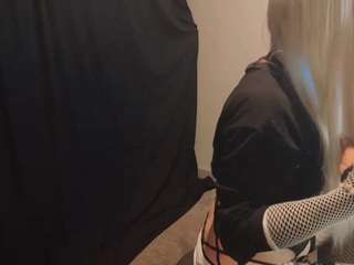 xdresserwithass
