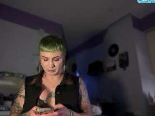  thetsbrieee chat room