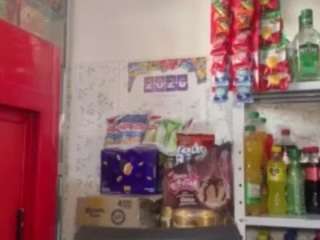 Live webcam model sara-funn on Soda Cams