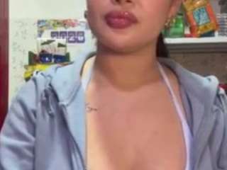 sara-funn webcam model