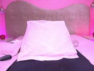zoe-12 live webcam show