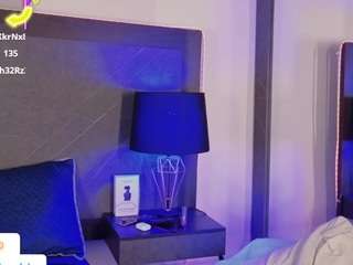 linoshka-1 Live Webcam on CamSoda
