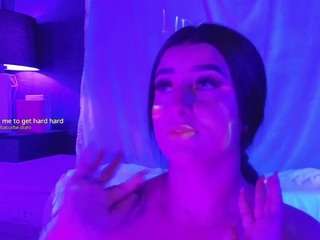 linoshka-1 webcam model