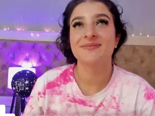 Linoshka's Live Sex Cam Show