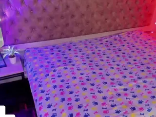 Linoshka's Live Sex Cam Show