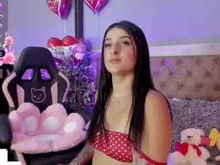 Linoshka's Live Sex Cam Show