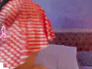 Linoshka's Live Sex Cam Show