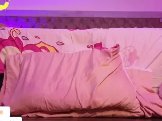 Linoshka's Live Sex Cam Show