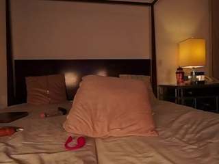 Cumshow- Caution: Hot minds and even hotter fantasies ahead [577 tokens remaining]
