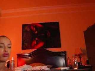 katyerave Live Webcam on CamSoda