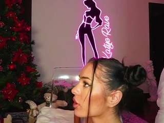 Live webcam model katyerave on Soda Cams