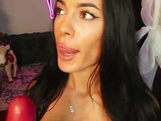 katyerave Live Webcam on CamSoda