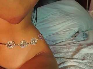 Live webcam model katyerave on Soda Cams