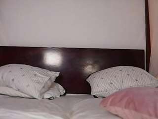 katyerave's CamSoda show and profile