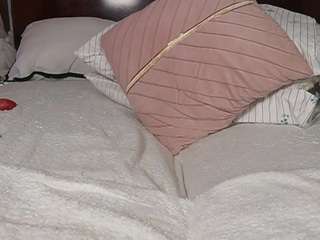 katyerave Live Webcam on CamSoda